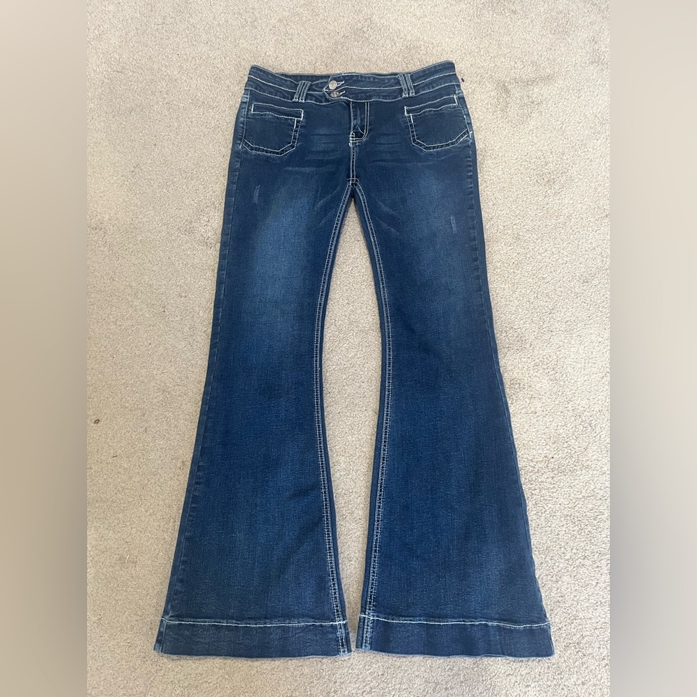 Edikted Dark Flare Women’s Jeans in XL with Contrast stitching, Excellent Cond.